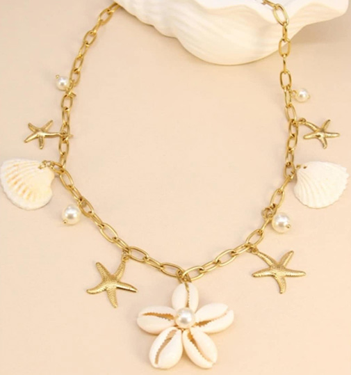 Pendentif en coquillage